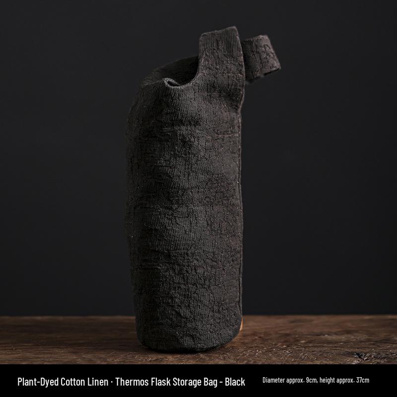 

Miao Zhu Xuan Retro Chinese Plant-Dyed Cotton Insulated Cup Bag чорний