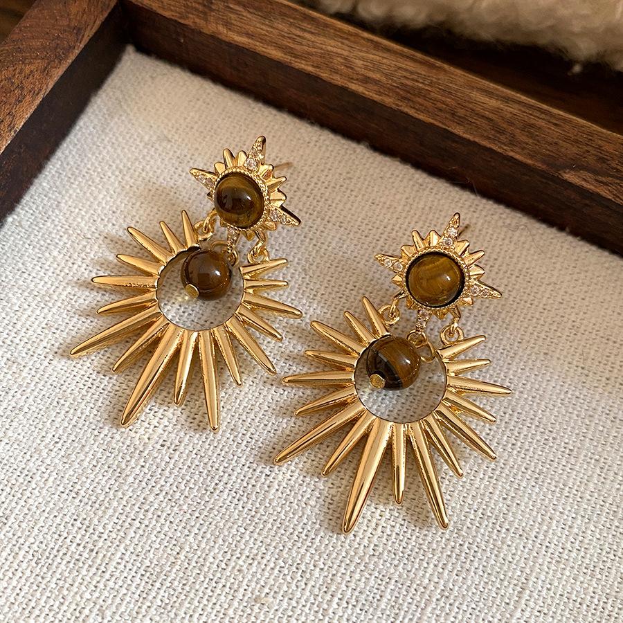 

Silver needle zircon tiger s eye stone round earrings Maillard retro temperament earrings light luxury high-end earrings women