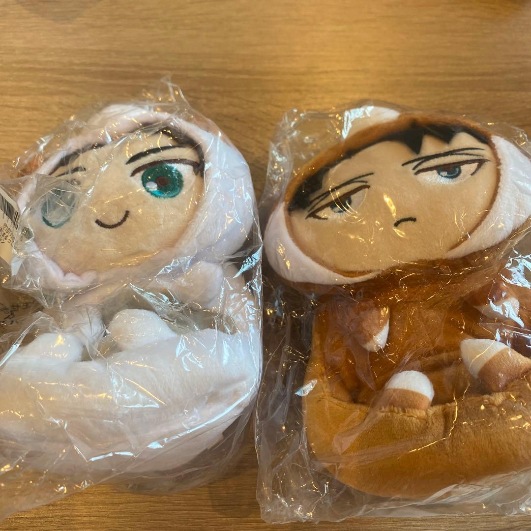 Used Animarukko Levi Eren Smartphone Stand Set of 2