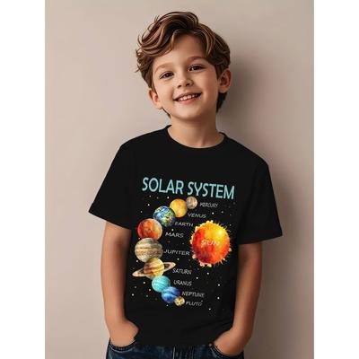 Europäische Größen Lustiges Sonnensystem Grafik-T-Shirt für Kinder - Bunte Planetenillustration mit Sonne und Sternen, Cooles Freizeit-T-Shirt für junge Weltraum-Fans