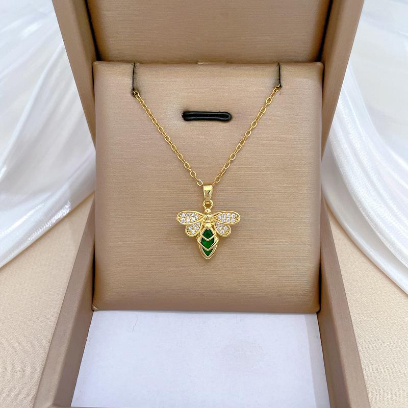 Green Bee Light Luxury Temperament Gorgeous Full Diamond Necklace Female Versatile Collarbone Chain Titanium Steel Chain