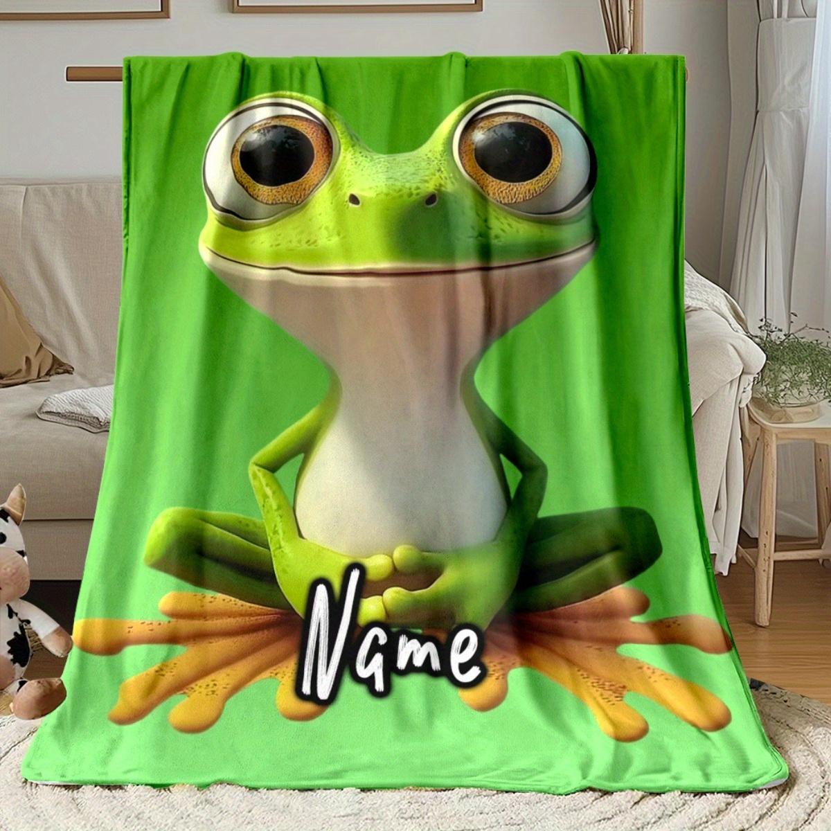 Custom Frog Blanket Cute Green Frog Big Eyes Cartoon Design Personalized Name Fleece Throw All Season Soft Warm Bedding 75X95CM