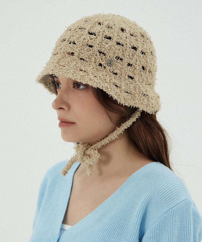 Bajal Va Curved Oval Metallic Knit Punching Bucket Hat Beige