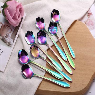 Cucchiaio placcato oro di colore magico Cucchiaio di fiori di ciliegio color arcobaleno Cucchiaio di rosa Cucchiaino da caffè colorato