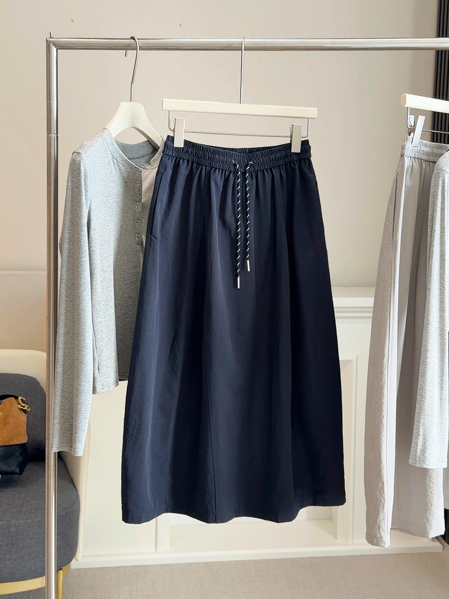 

Petite High-Waisted Slimming Dark Blue A-Line Workwear Bubble Skirt for Women, 2026 Spring Collection One Size темно-синього кольору
