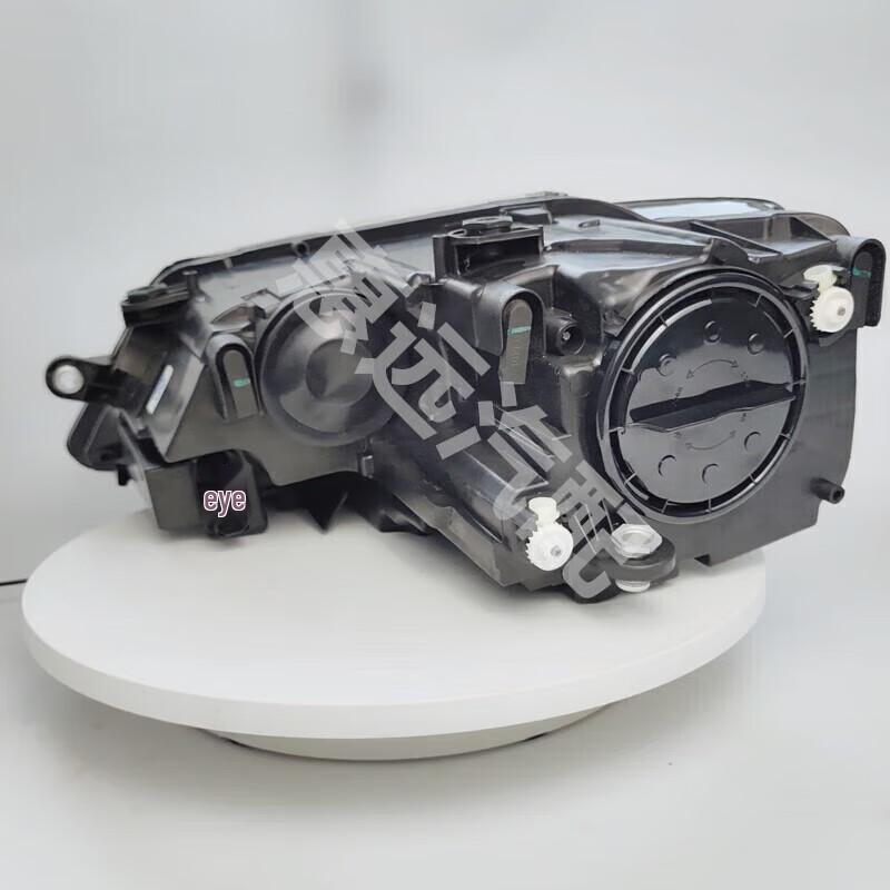 Compatible Headlight Assembly for Volkswagen Sagitar Models 2012-2018 - Single Piece Original