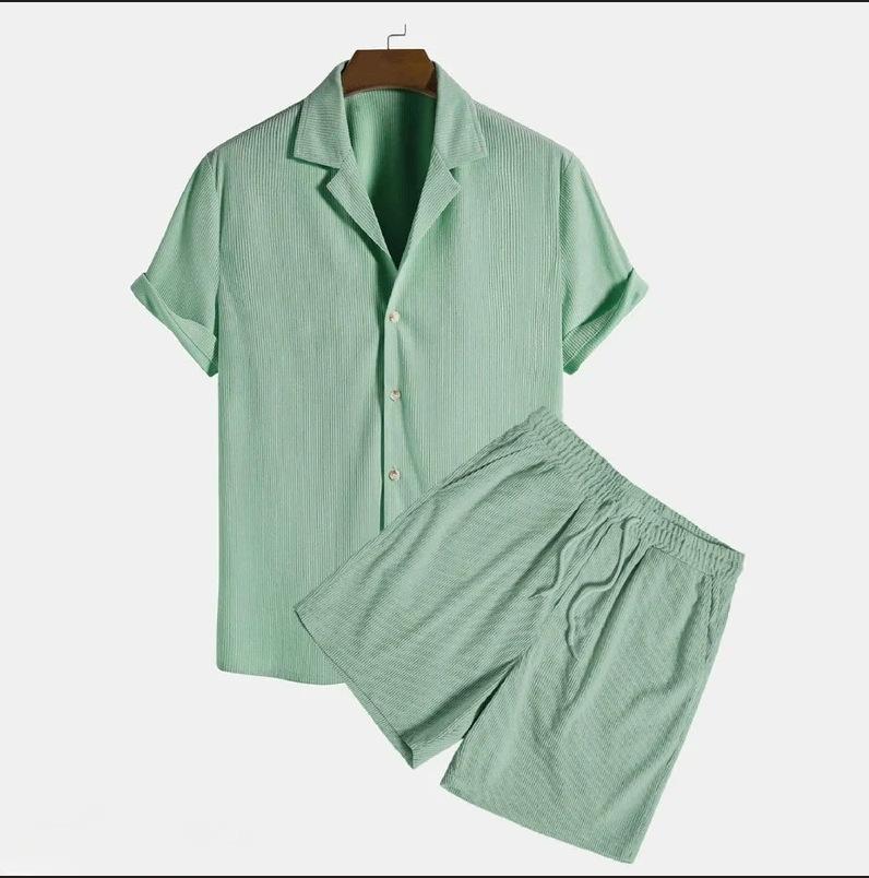 

Летний пляжный мужской костюм с шортами L