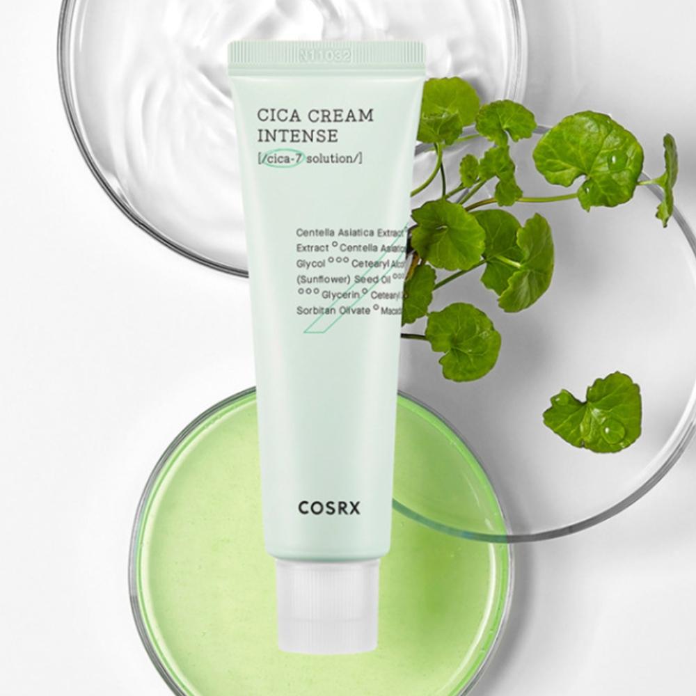 COSRX Pure Fit Cica Beruhigendes 4-teiliges Set (Toner 150ml + Serum 30ml + Intensive Creme 50ml + One Step Green Calming Pads 140ml 70 Blatt)