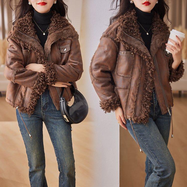 Pelzintegrierte Jacke Damen Winter Ausländischer Stil Fortgeschrittener Sinn Verdickt Warm Mütterlich Altersreduzierende Lederjacke