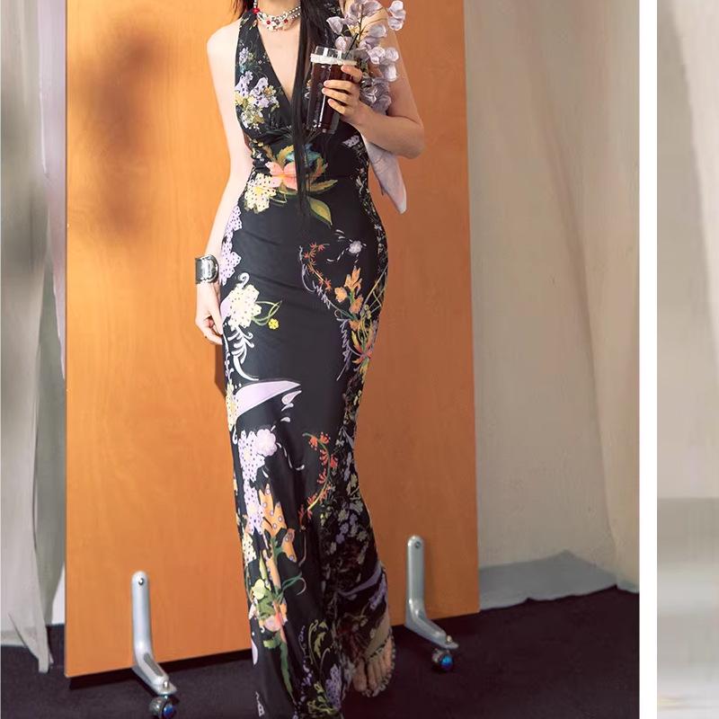 OfAki  Blossoming Flowers  Romantic French V-Neck Halter Maxi Dress for Women - Spring/Summer Bodycon Mermaid Style Extra Large