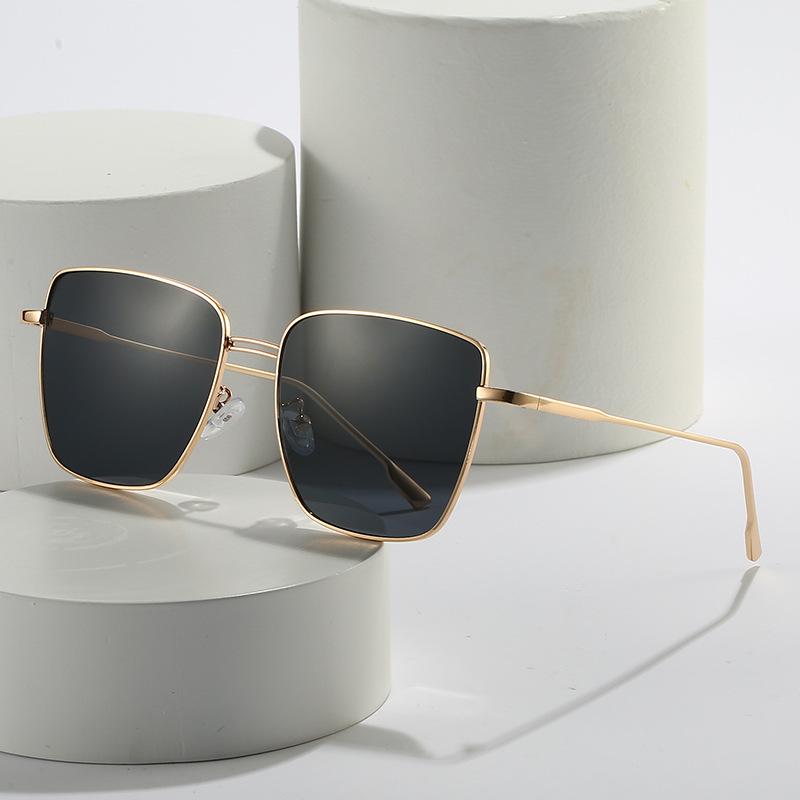 Fashion Women'S Square Sunglasses Two-Color Cute Blush Sunglasses European, American Trend Korean Version Of Avant-Garde Versatile Glasses