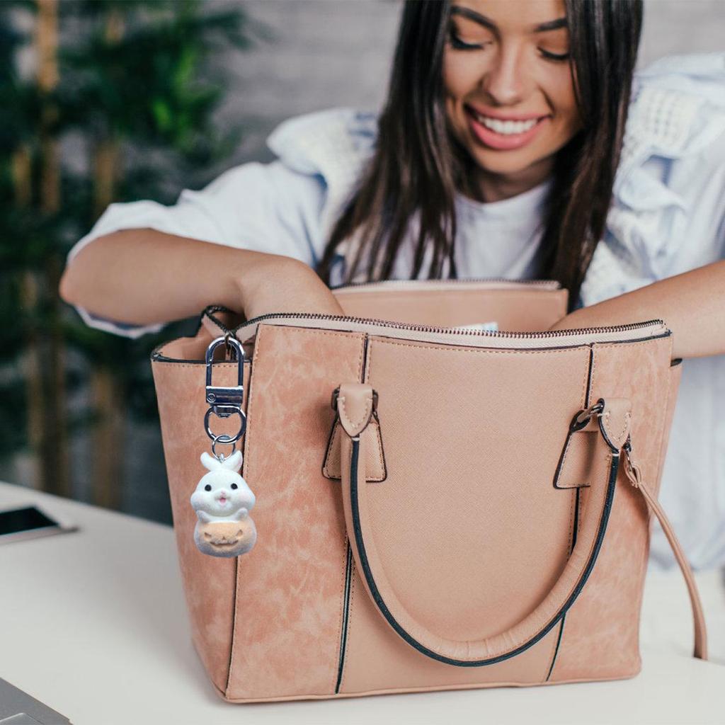 Cartoon Christmas Series Plush Velvets Figurine Keychain Cartoon Key Holder Alloy Texture Suitable for Festival Cheer