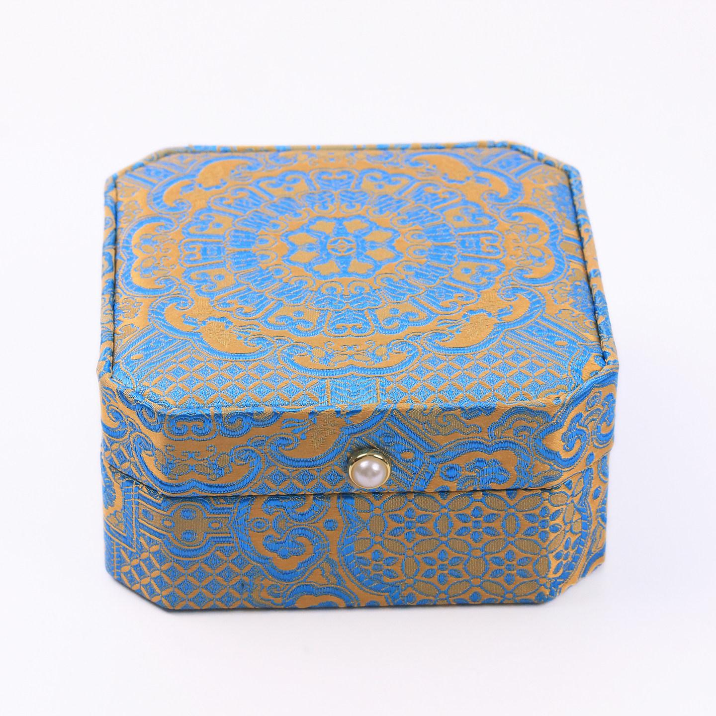 

Chinese Embroidered Octagonal Jewelry Box Hinge Ancient Style Jade Artifacts Bracelet Stationery Gift Box Packaging and Storage 12x12x5.8cm