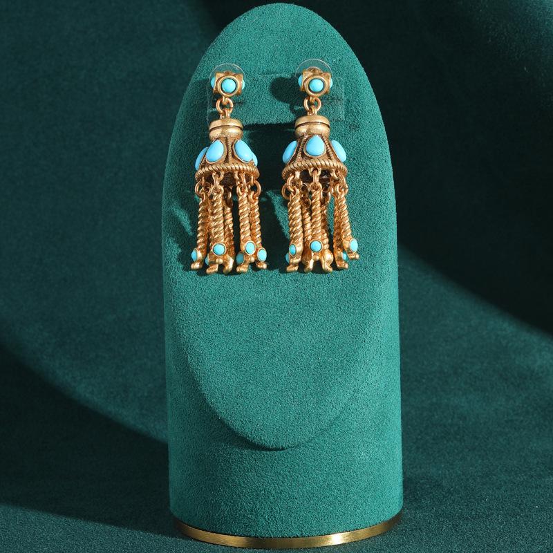 Yong Nuo Vintage Retro Jewelry: High-End, Colorfast Antique Earrings
