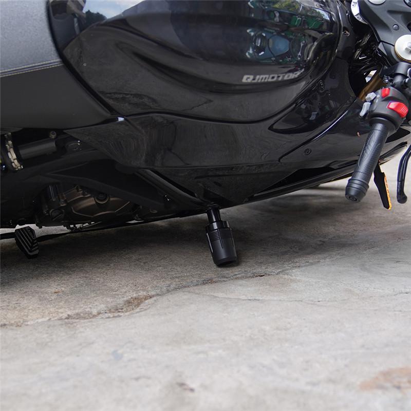 Motorcycle Frame Sliders Crash Pad Falling Protection Exhaust Slider For KAWASAKI Z900 Z 900 Z900 SE Z900SE 2017-2023 2024 2025