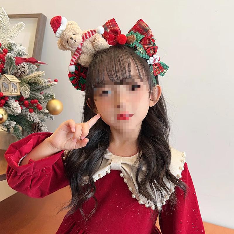 Plush Christmas Hat for Adults & Children - Perfect for Gifts & Holiday Decorations