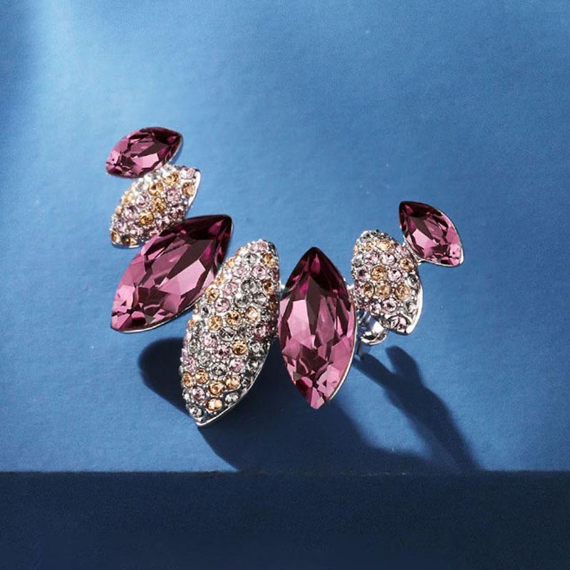 Anti-glare Clasp Brooch, High-end Women's Light Luxury, Niche Design Sense, Delicate and Individual Brooch, Full Diamond Pin