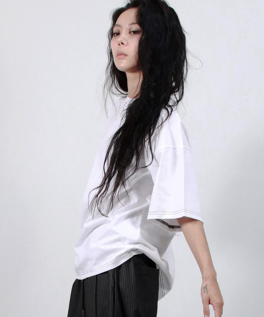 Deumakeu Outstitch Boxy Short Sleeve Tee - White