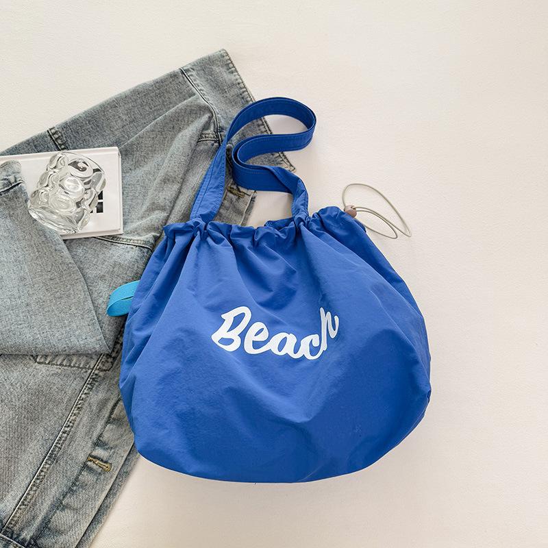 Fashion Trend, Foreign Style, Large-capacity Armpit Bag, Spring 2025 New Casual Texture Women's Shoulder Tote Bag