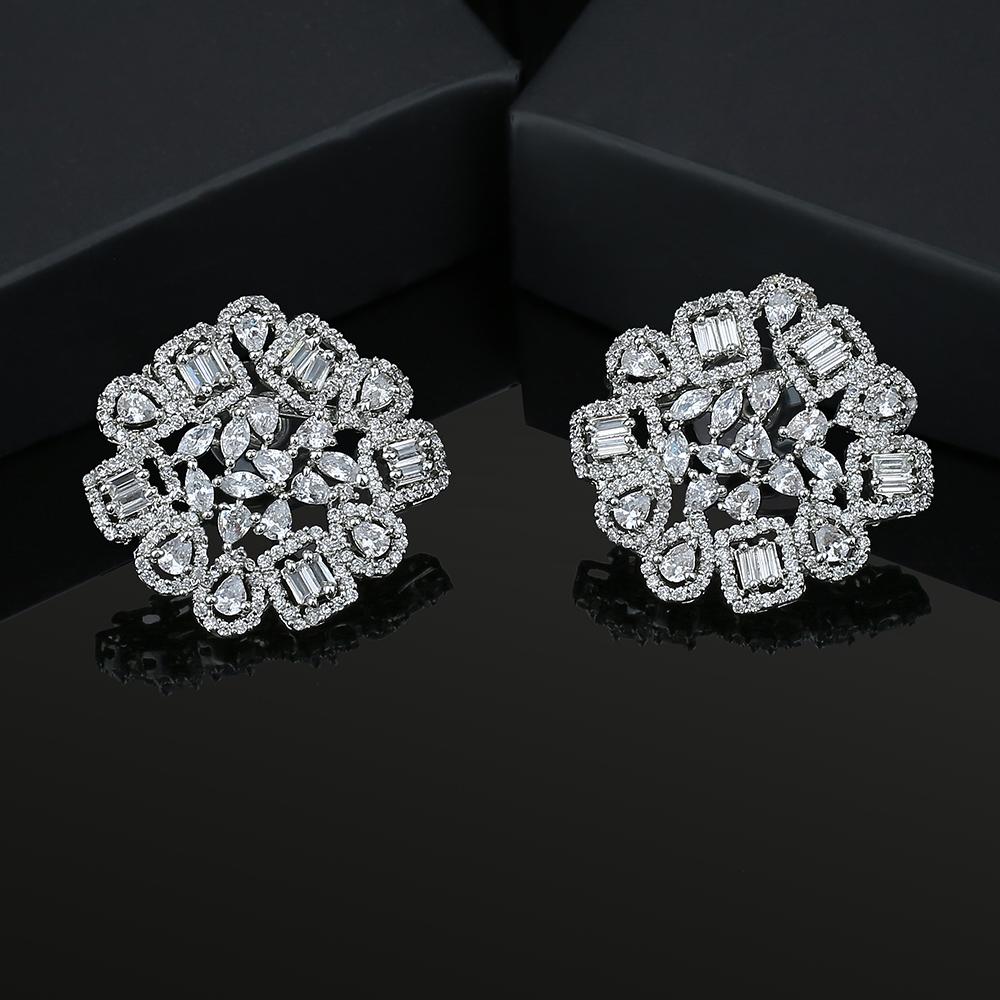 

Женские серьги Estele с родиевым покрытием CZ Magnolia