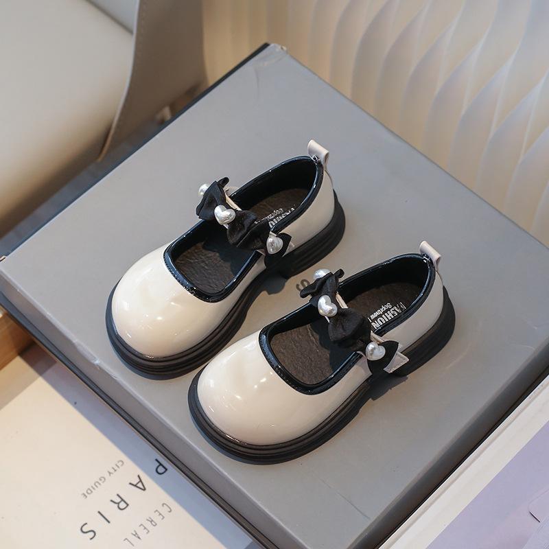 New Sweet Girl Princess Shoes Cute Pearl Bowknot Fashion Glossy Kids Leather Shoe Spring Autumn Causal Children Mary Jane Shoes