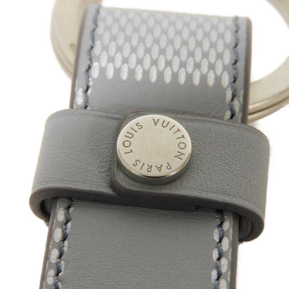 Used 12564 Porte-Clés Dragonne M64182 7950 LV logo embossed bag charm in excellent condition Damier Infini Arctic