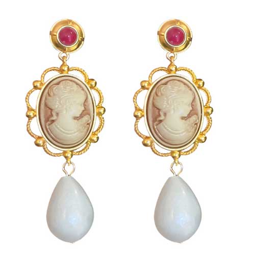 Elegant Women Men Fashion Classic Crystal Pendant Earrings For Women Girls Vintage Palace Style Gorgeous Ear Rings Jewelry