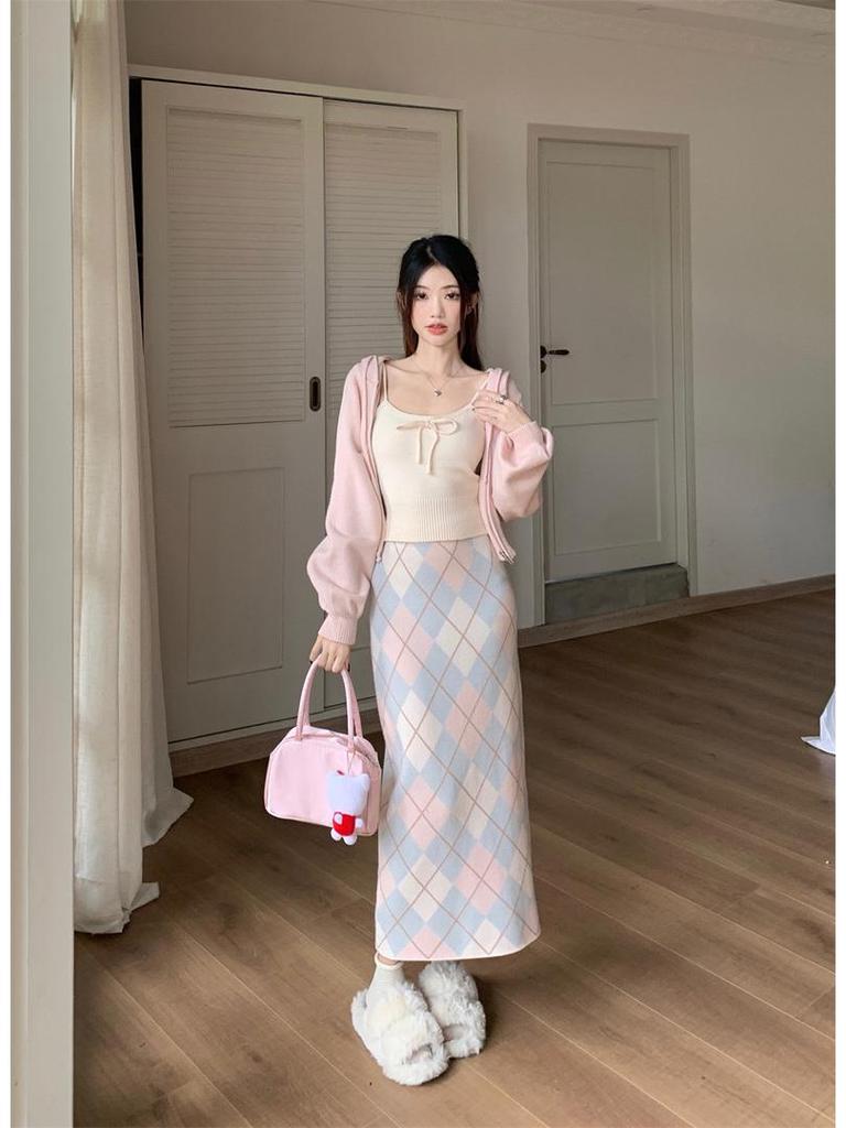 Korean-Style Chic Women's Casual Two-Piece Sweatshirt Set - Slimming & Age-Reducing for Spring & Autumn
