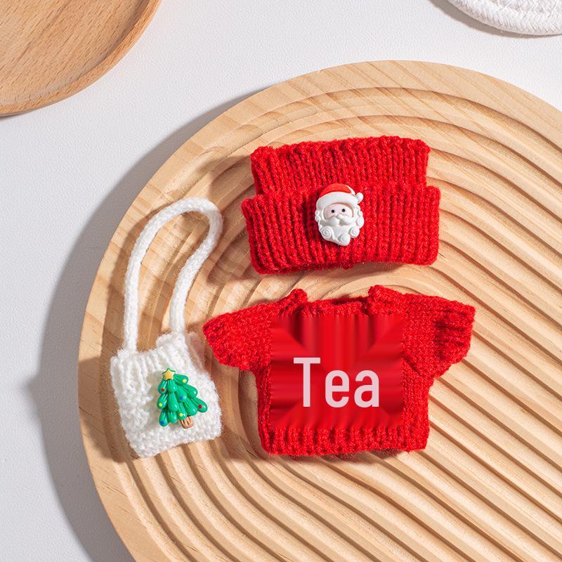 Labubu Christmas Sweater & Accessories Set for All Generations Keychain