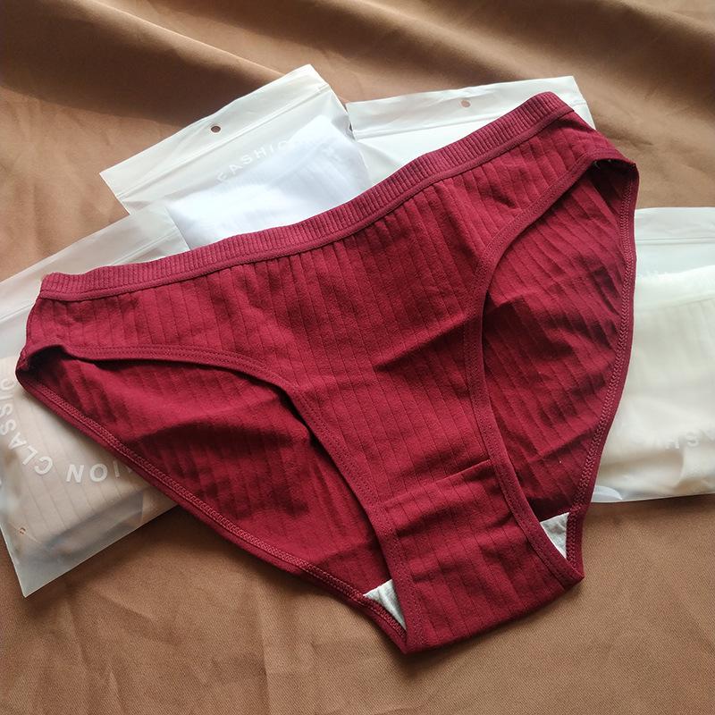 Culottes Triangle en Coton Taille Moyenne pour Femmes - Couleur Unie, Grande Taille, Style Européen et Américain