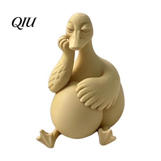 Funny Gifts for Colleagues Daydreaming Duck Figurine, Minimalist Holding An Egg Sculpture, Resin Home Decor Accents Animal Statue, Creative