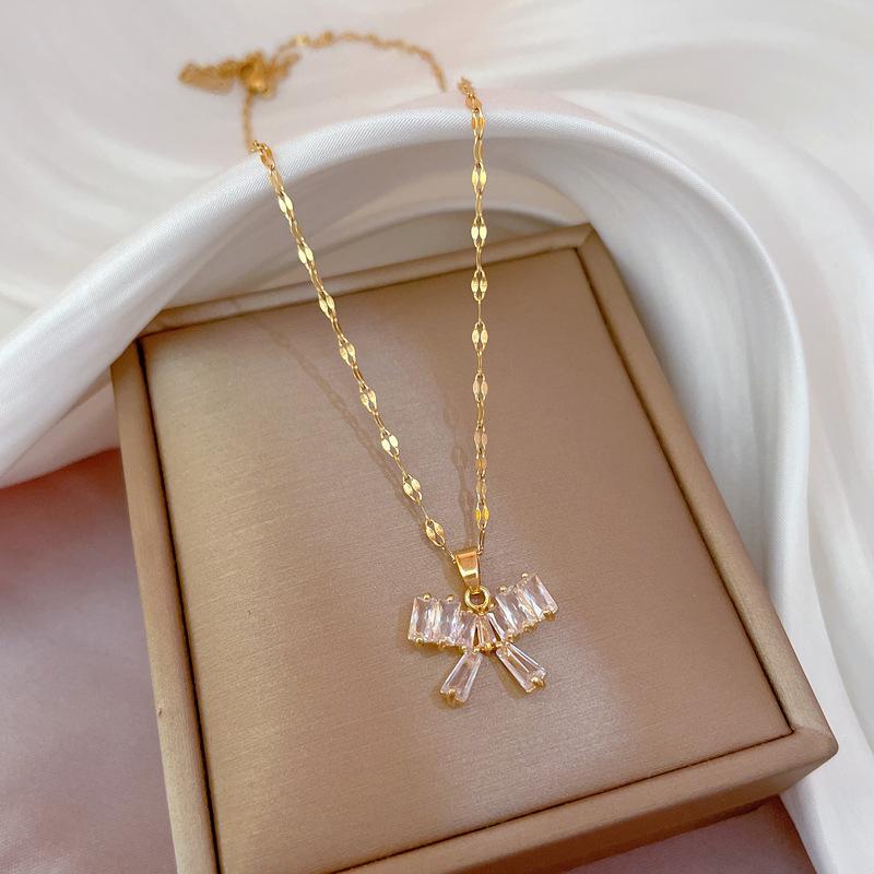 Light Luxury Micro-Inlaid Real Gold Full Zircon Butterfly Necklace Women S New Collarbone Chain Light Luxury Niche Design Sense