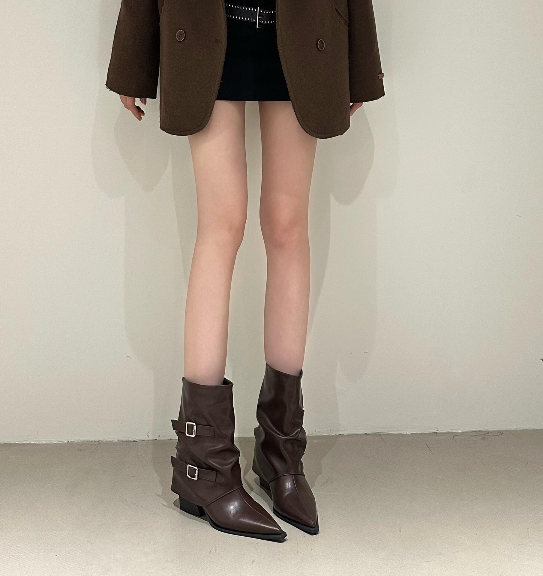 

Женские остроносые тонкие полусапожки на толстом каблуке, плиссированные сапоги-чулки, новинка осени и зимы 2025, темперамент интернет-знаменитости, кожаные сапоги на высоком каблуке 40