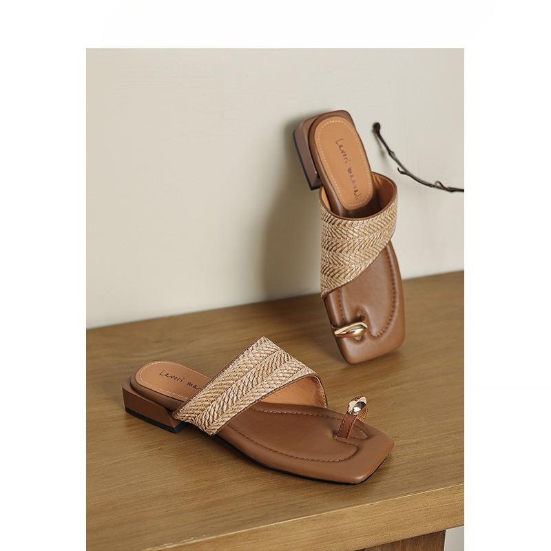 

Square-toed Woven Shoes Women s Thick-heeled Flip-flops Beach Shoes 35 абрикосовий