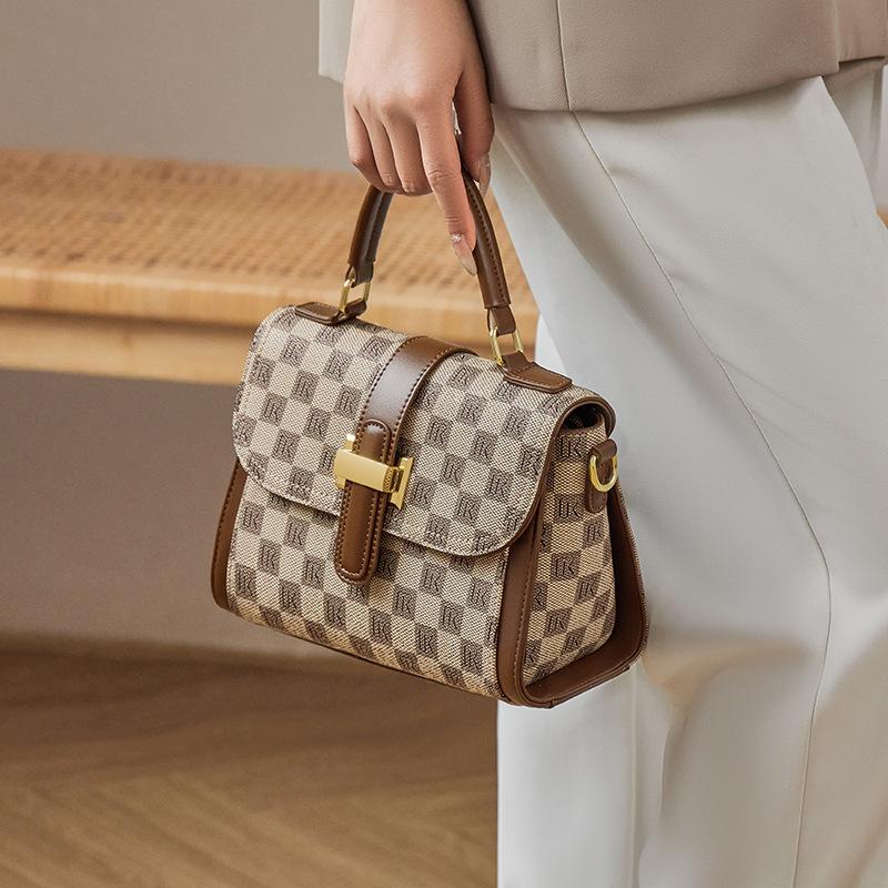 Mrs. Qiao Handbag for Women 2025 New Handbag Autumn Winter Crossbody Bag Mom Bag High-end Vintage Women's Bag