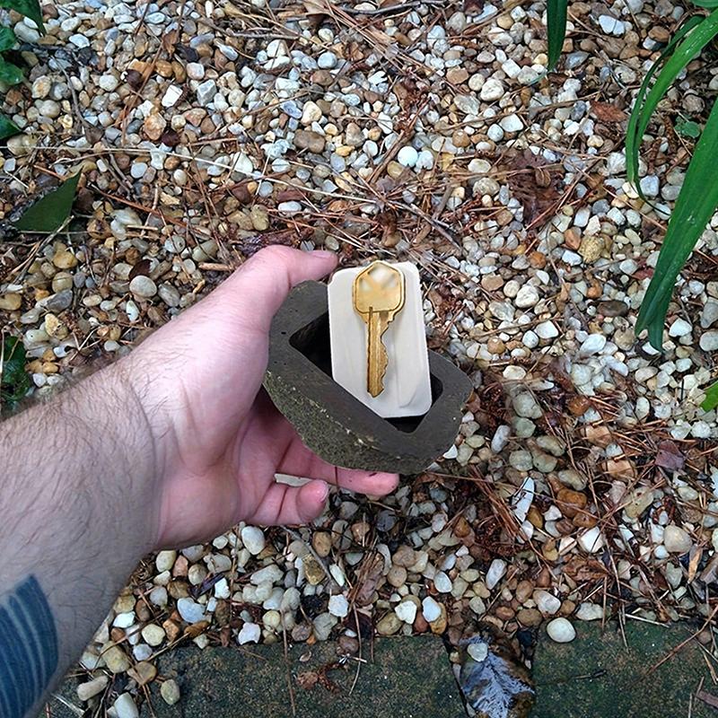Resin Stone Key Box, Fake Rock Simulated Stone Key Box, Hidden Key Outdoor Waterproof Key Hidden Safe Storage Lock Box Lock Box 1Pcs