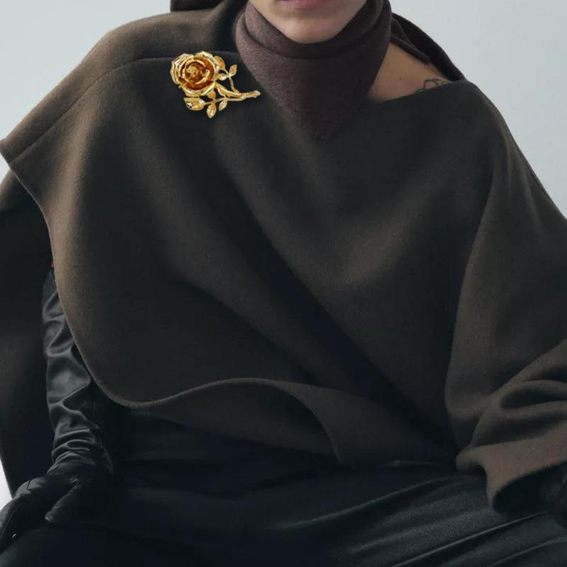 Three-dimensional Rose Brooch