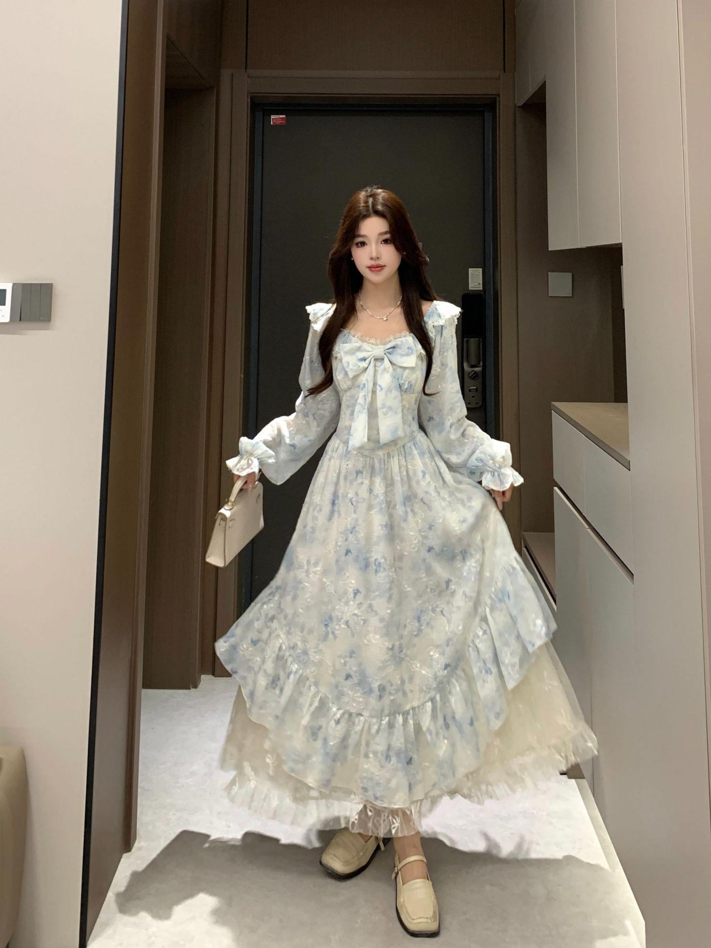 

Plus Size Early Spring Print Patchwork Lace Dress with Slimming Large Hem for Women M синий/алмаз