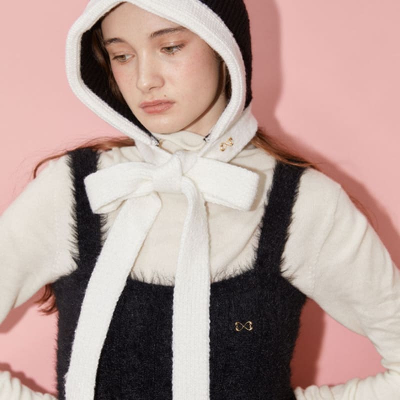 LOVE ME MONSTER [W Concept Exclusive 2 SET] Mont Classic Balaclava & Ribbon Glove (L244WST010)