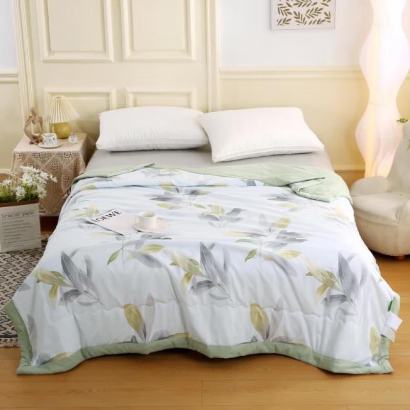 

Bruno Light Color Fragrance All-Season Quilt