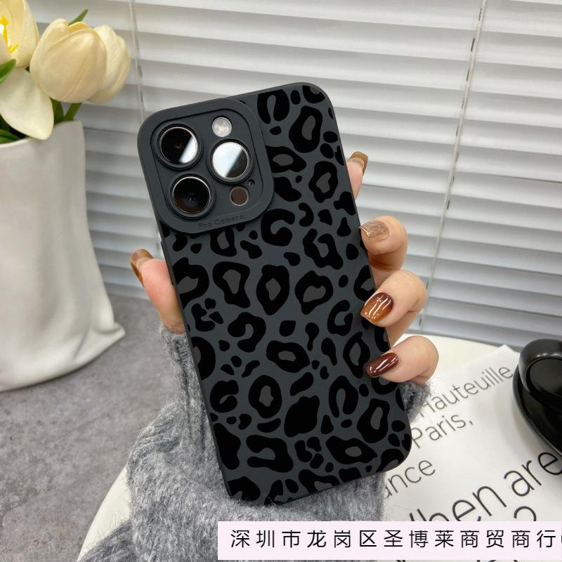 Cow pattern is suitable for Apple 15 mobile phone case iphone12promax set 14/13/11/XSMAX pupil eye 16