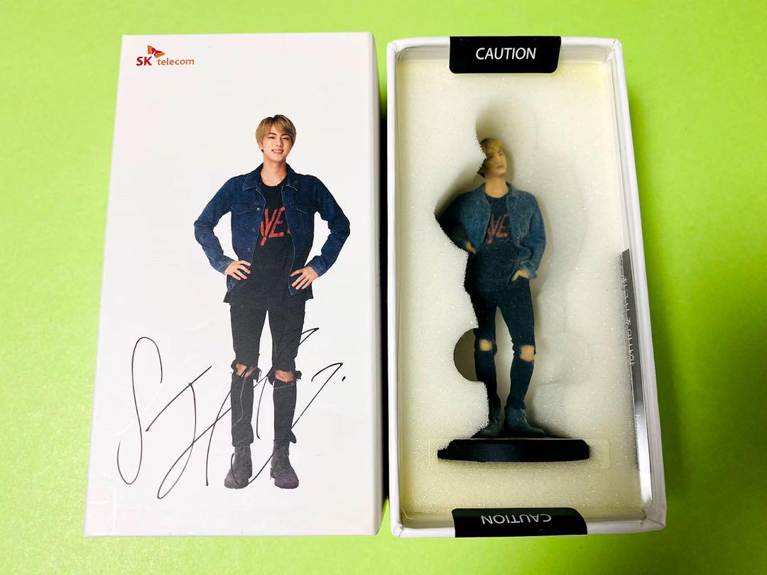 

[Б/У] Фигурка BTS SK Telecom Джин Сокджин