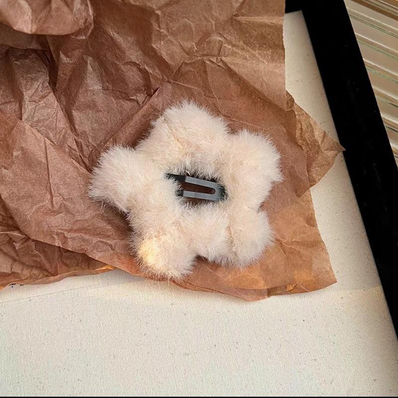 

Новая Мода Зима Осень Заколка Плюшевый Материал Милый Звездный Зажим для Волос для Женщин и Девочек Боковые Зажимы Сладкие Аксессуары для Волос