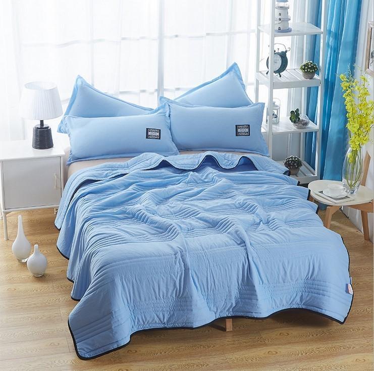 Modern Minimalist Cooling Blanket With Active Dyeing Fabric For Summer Use
