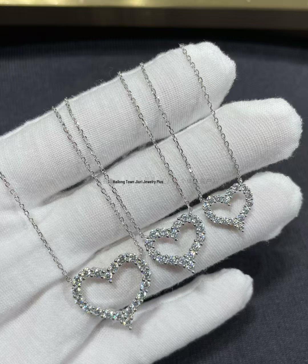 

T Family Exquisite Heart Gemstone Necklace: Elegant Layered Clavicle Chain, Light Luxury, Versatile Design Small Silver