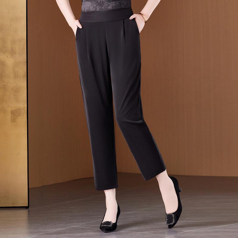 

2026 Ice Silk Summer Pants: Lightweight, Versatile, Straight-Leg, Nine-Tenths Length for Middle-Aged and Elderly Women 4XL чорний