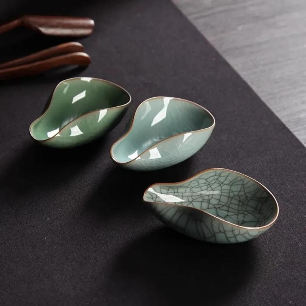 Celadon Cha He Kung Fu Holder Tea Presentation Vessel Porcelain Tea Boxes Saucer Tea Set Accessories Tea Ceremony