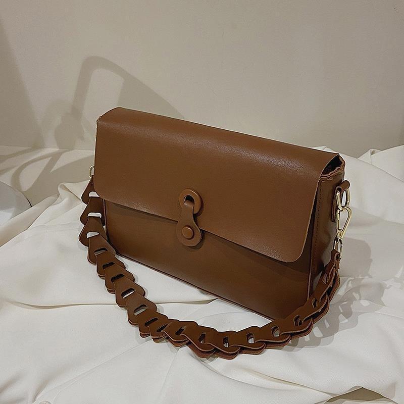 Autumn and Winter New Fashion Box Messenger Bag One Shoulder Armpit Bag Guangzhou High-end Leather OEM
