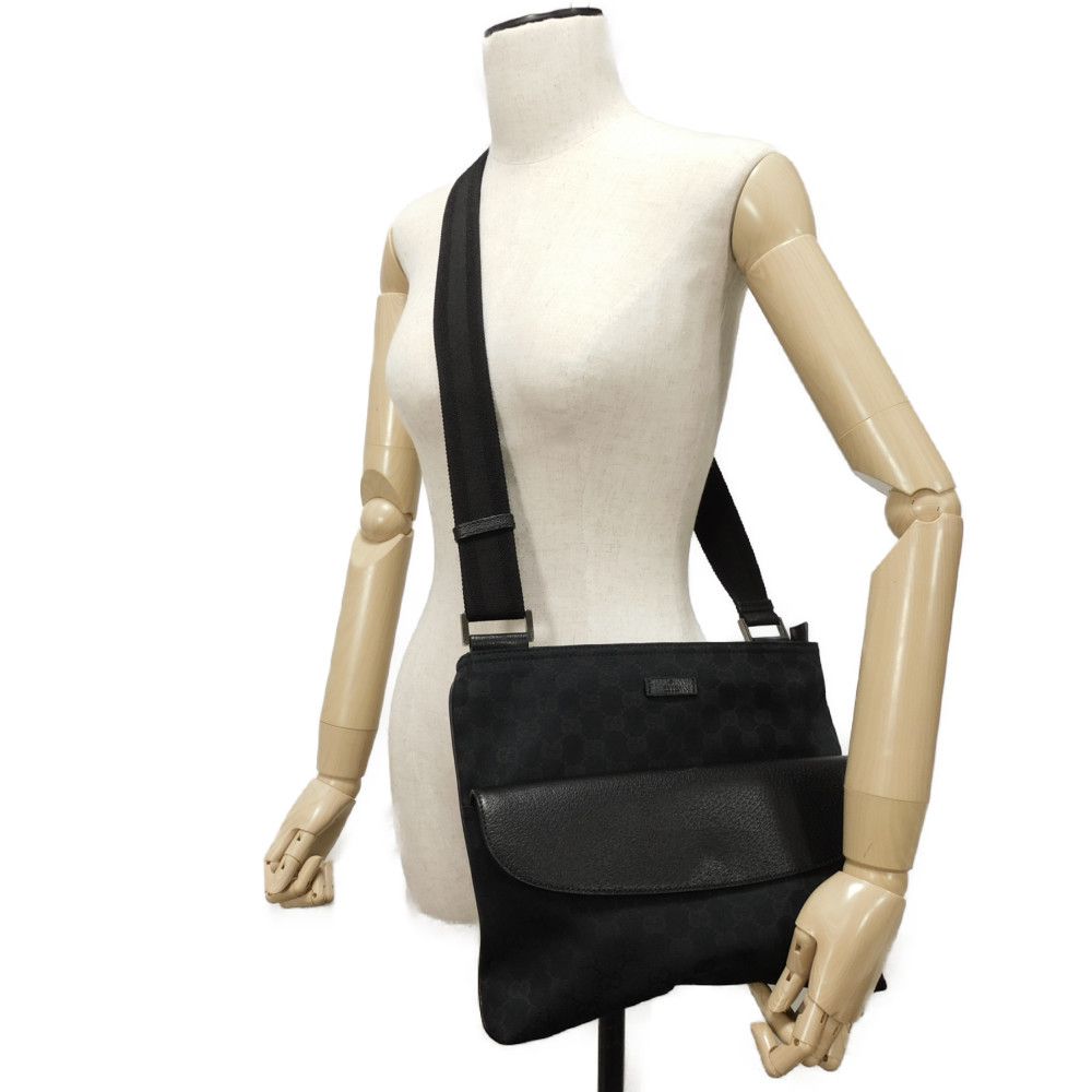 Used GG Canvas Messenger Bag 9539 256100 7921 Calfskin Crossbody with Embossed Logo, Black Men's from Japan AUTHENTIC