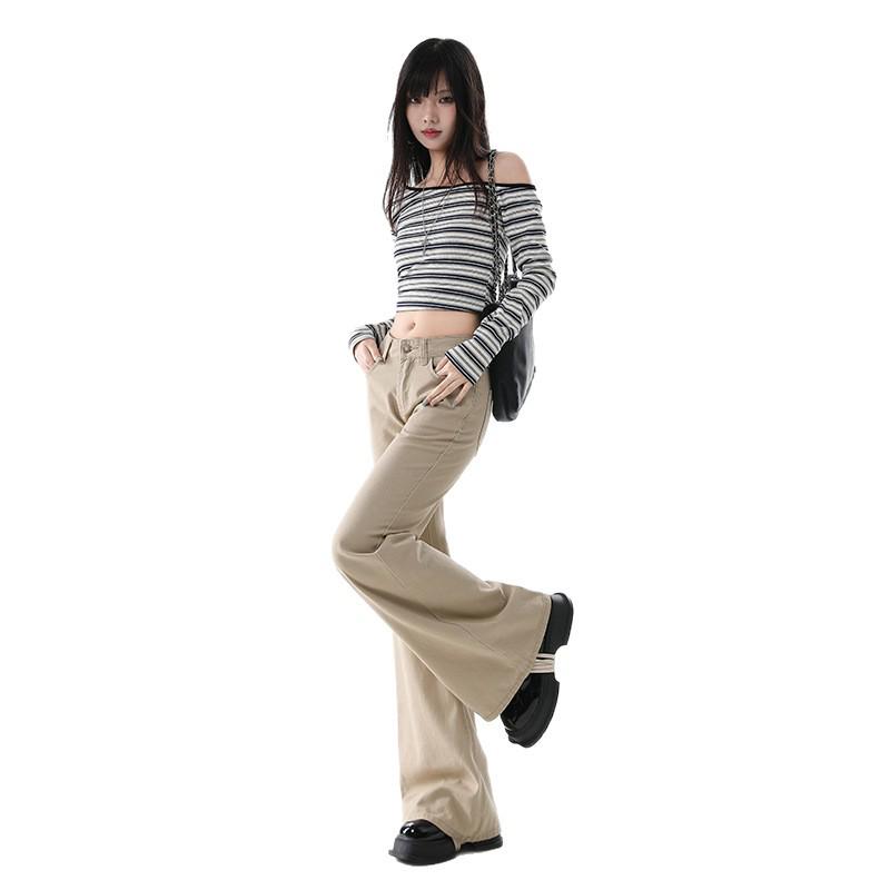 2025 Women's Retro Low-Waist Micro-Flare Jeans – Non-Clingy, Versatile, Loose Fit for Autumn